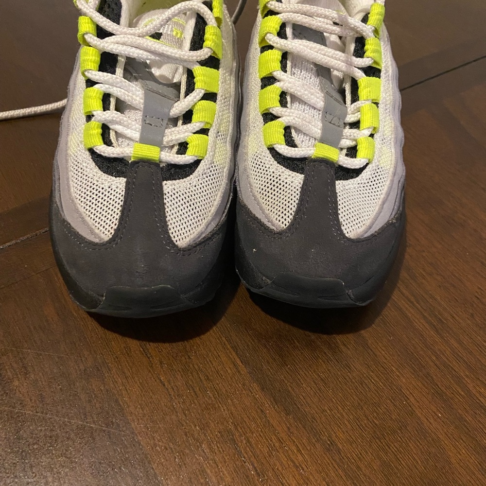 Boys Nike’s